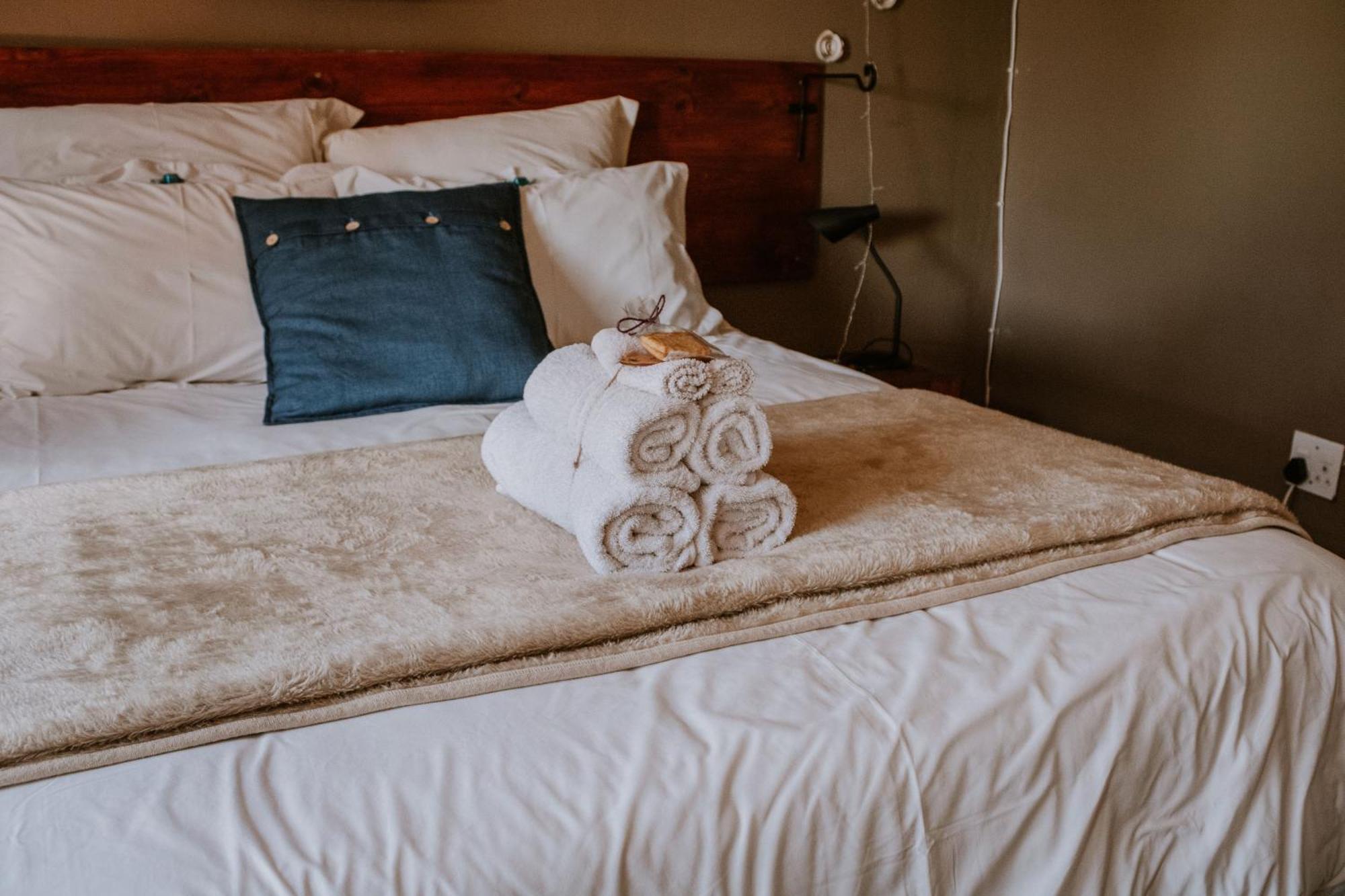 White Linen Guesthouse Tierpoort Eksteriør bilde