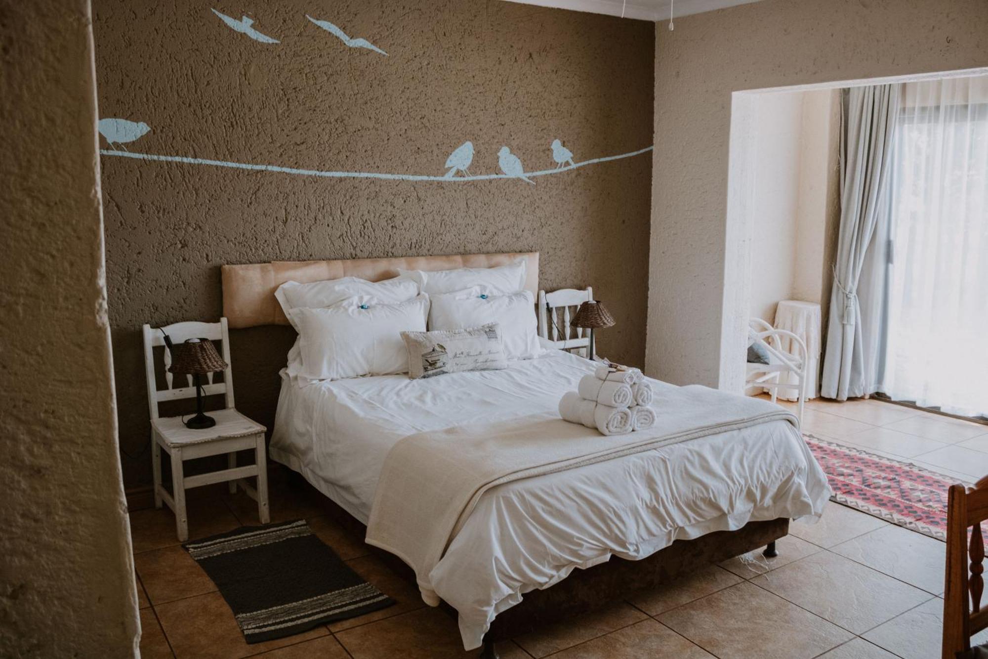 White Linen Guesthouse Tierpoort Eksteriør bilde